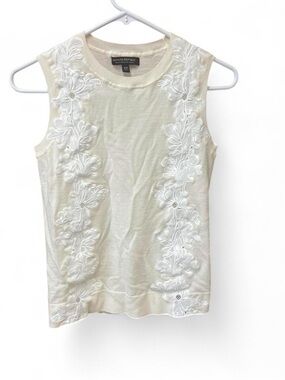 Banana Republic Ivory Sleeveless Floral Applique Tank